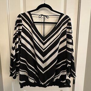 White House Black Market 3/4 Sleeve Blouse